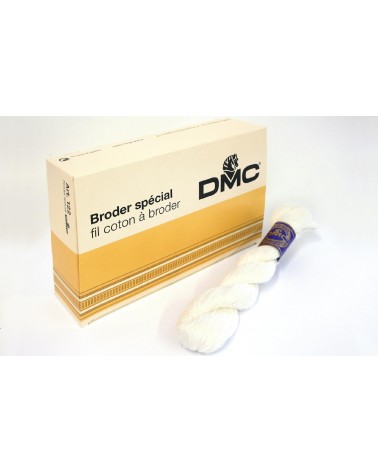 D12225-BLANC RICAMO DMC 10x50gr.
