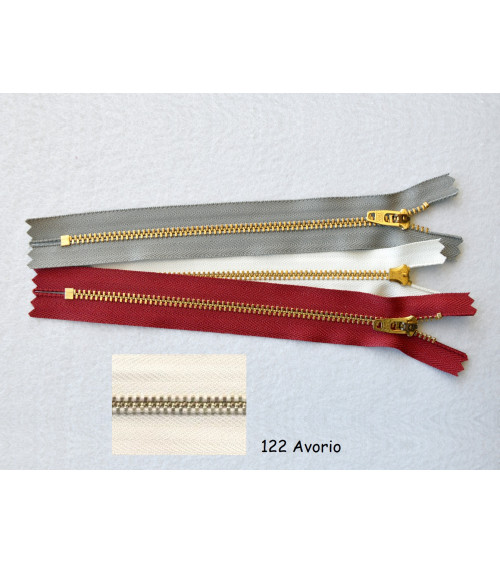 0044418-122 YKK Lampo M4 Ott. cm.18